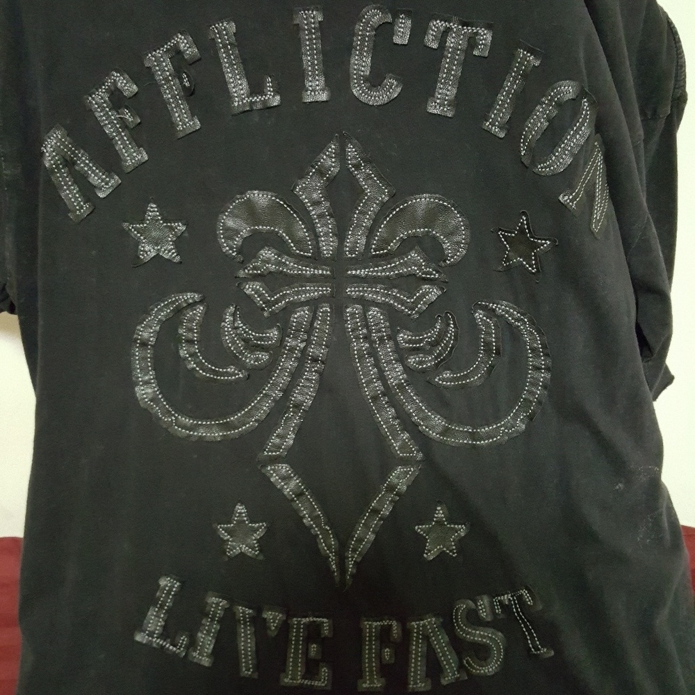 Affliction tshirt